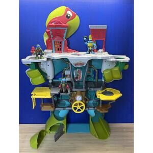 Teenage Mutant Ninja Turtles Raphael Playset Lair HQ Playmates 2016 With Figures